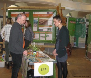 Stand von Orang-Utans in Not e.V. bei der Zukunftstour.
