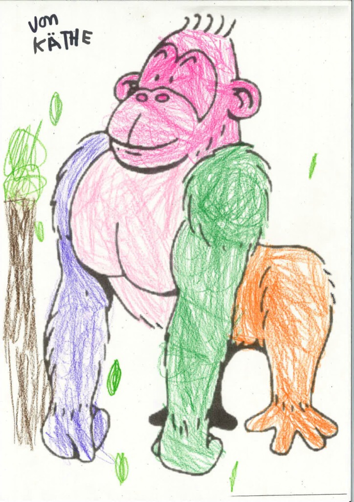 Eine mit Bundstiften ausgemalte Vorlage eines Gorillas in den Farben Rot, Grün, Blau, Lila und Orange.