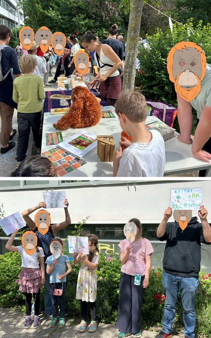 Bild oben: Die Umweltbildnerin steht an Tischen, auf denen das Material für die Regenwaldrallye ausliegt. Darunter ist ein großer Plüsch-Orang-Utan, Hand- und Fußabdrücke eines Orang-Utans, Flyer und vieles mehr. Ringsum befinden sich viele Besucherinnen des Schulfestes. Ein Junge baut gerade ein Nest, aus Bausteinen. Bild unten: Vier Kinder und zwei Erwachsene demonstrieren gemeinsam für den Regenwald. Einige halten Plakat nach oben, andere halten sich eine Orang-Utan-Maske vor ihr Gesicht.